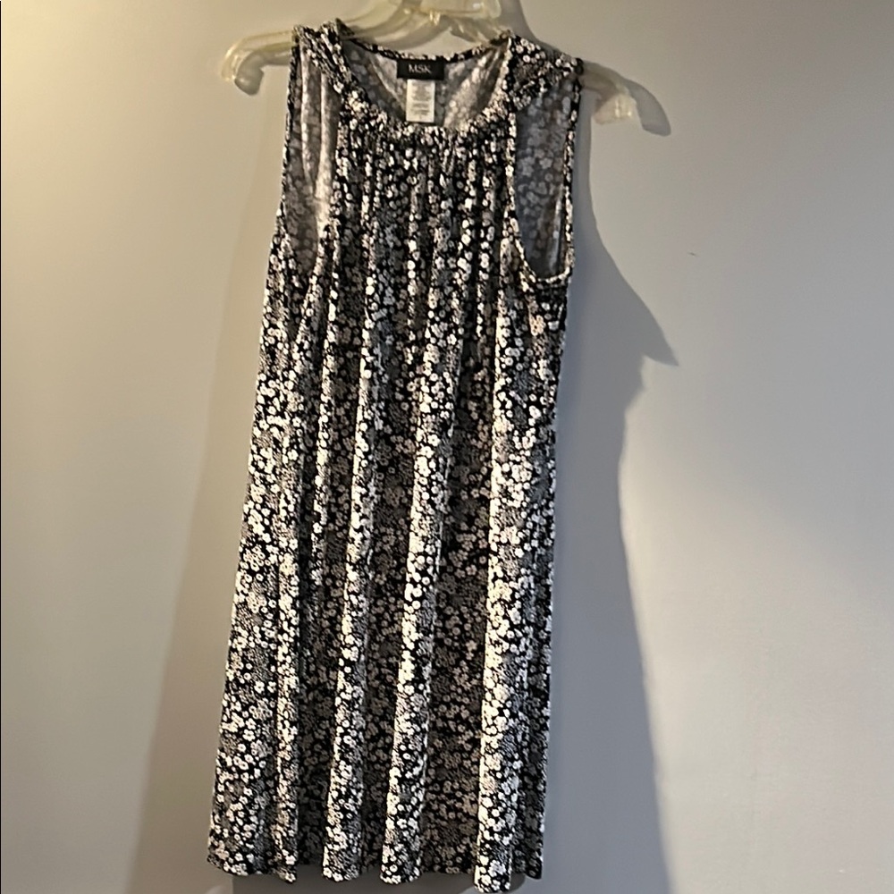 Kohl's Black and Silver Scoop Neck Midi Sundress